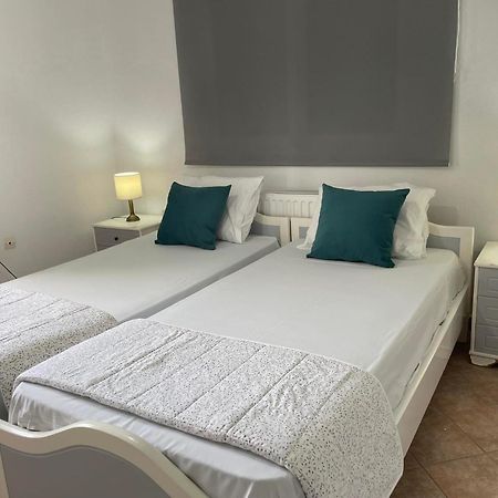 Andromahi Apartments & Suite 라가나스 외부 사진