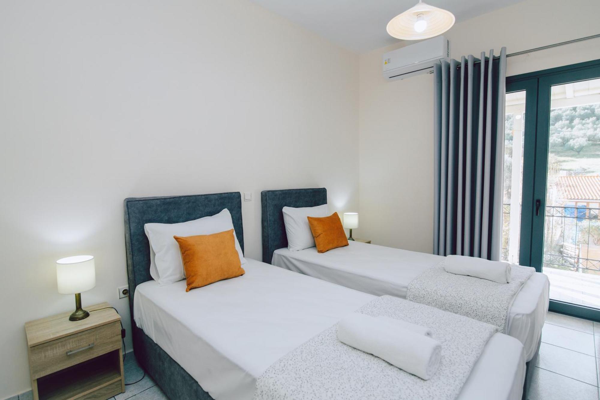 Andromahi Apartments & Suite 라가나스 외부 사진
