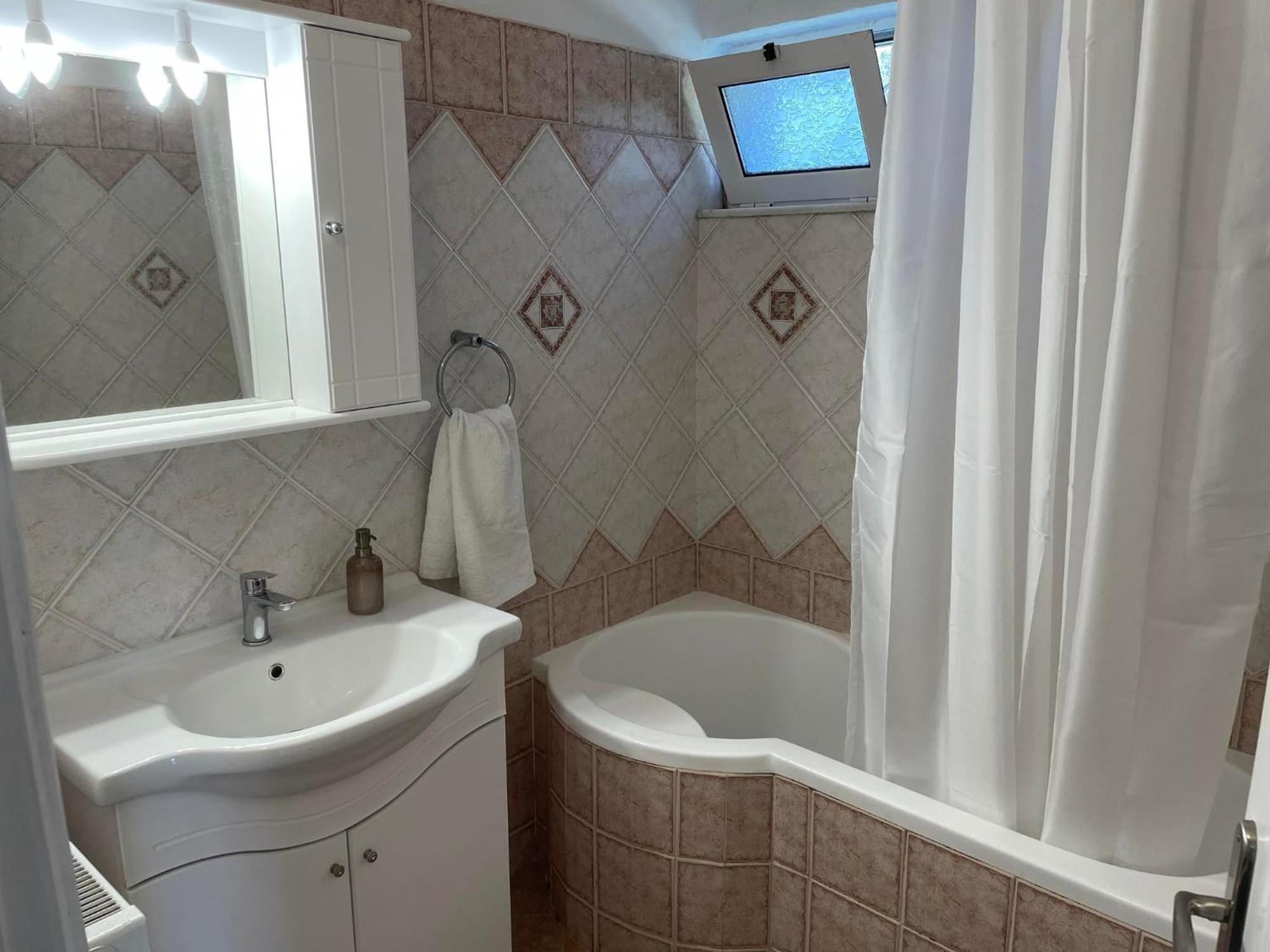 Andromahi Apartments & Suite 라가나스 외부 사진